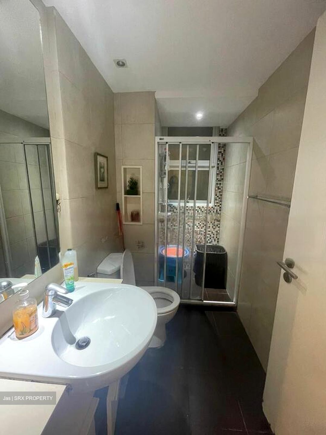 The Esparis (D18), Condominium #464234411